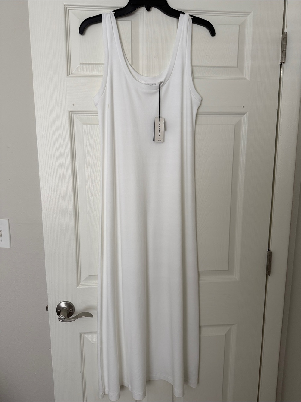 Aritzia Babaton Women's White Scoop Neck Tank Dress